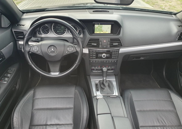 Mercedes-Benz Klasa E cena 79900 przebieg: 98000, rok produkcji 2011 z Turek małe 781